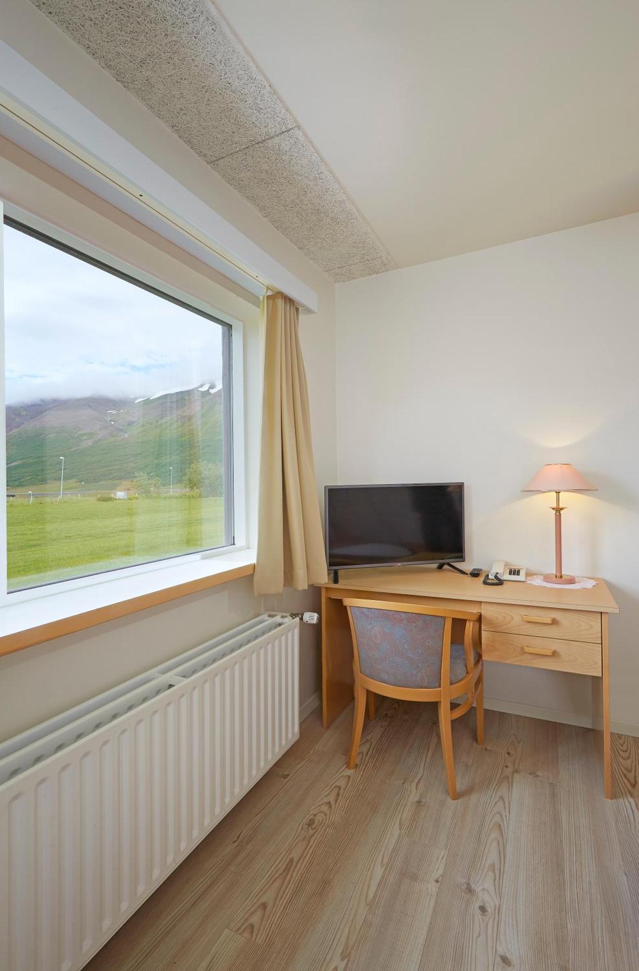 Hotel Tjarnir Storutjarnir Bagian luar foto